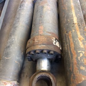 Cilindros de carregadeiras e escavadeiras volvo, originais usados, consulte-nos